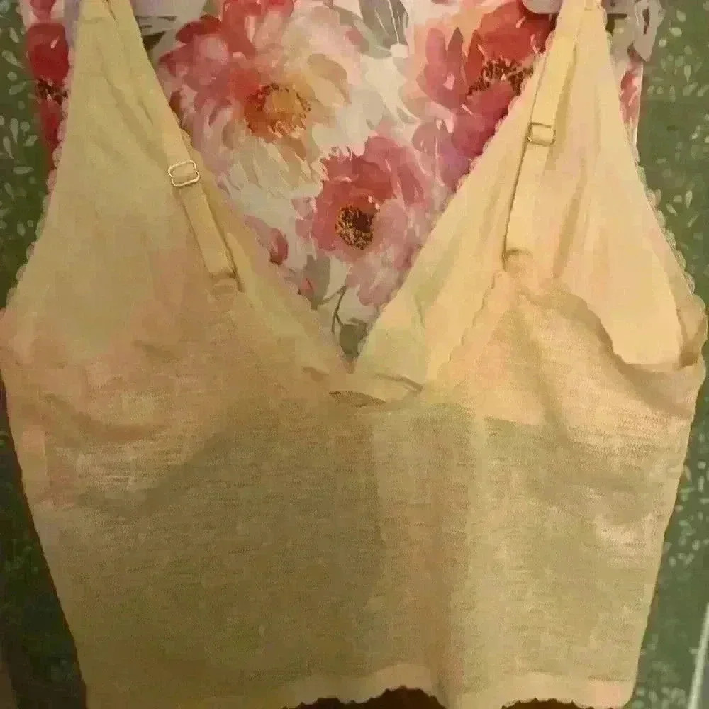 Danskin Ladies Intimates size L taupe/cream set of two . Nylon&Spandex . - Picture 6 of 6